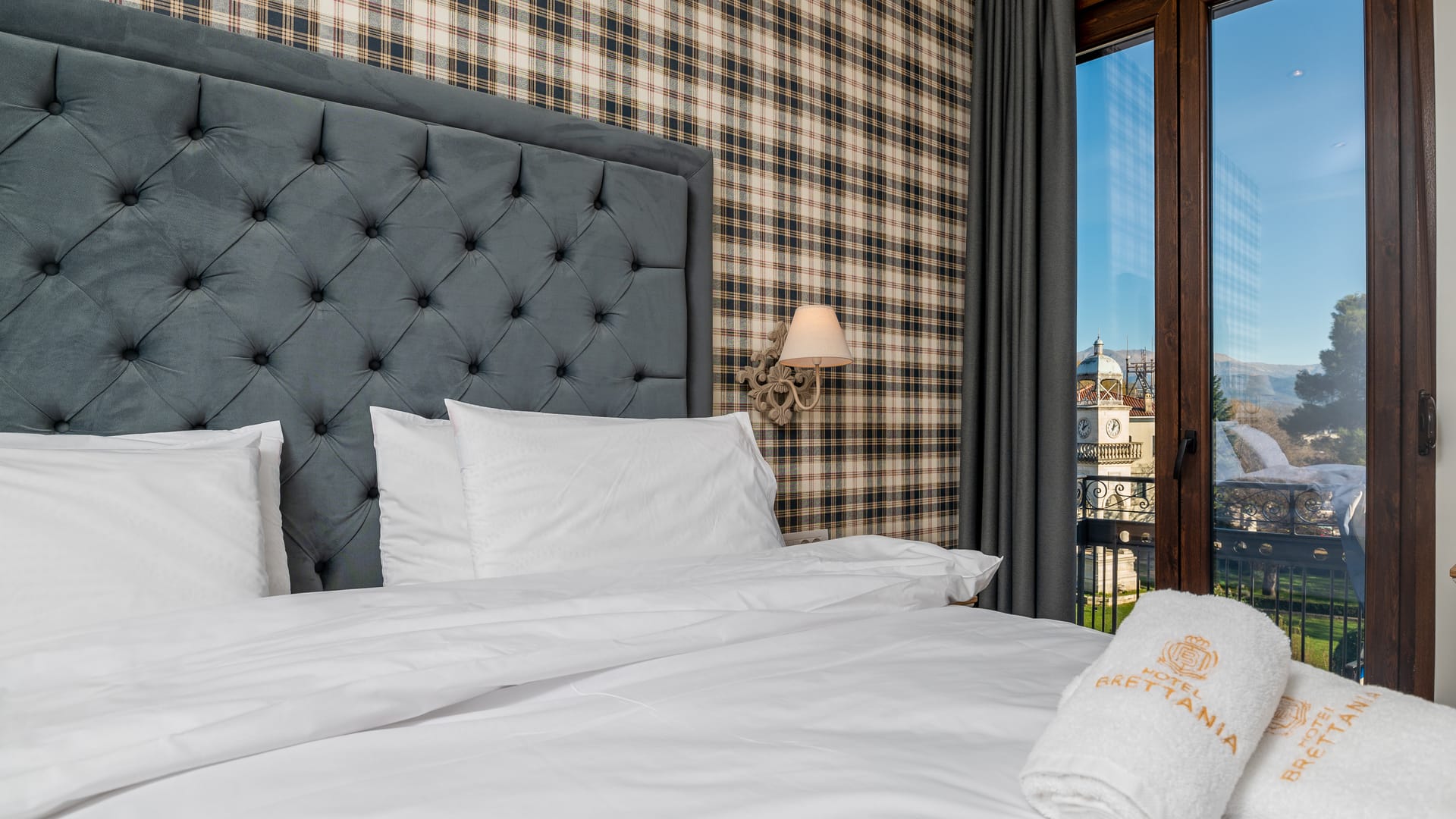 Hotel Brettania - Ιωάννινα ✦ -30% ✦ 2 Ημέρες (1 Διανυκτέρευση) ✦ 2 άτομα + 1 παιδί έως 1 έτους ✦ 2 ✦ έως 31/12/2026 ✦ Επιλέξτε 3 διανυκτερεύσεις και πληρώστε μόνο τις 2!