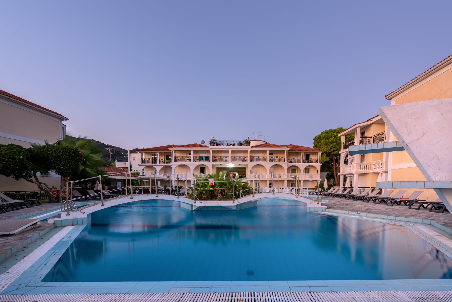 4* Porto Iliessa Zante - Αργάσι, Ζάκυνθος ✦ -30% ✦ 2 Ημέρες (1 Διανυκτέρευση) ✦ 2 άτομα ✦ 2 ✦ έως 31/10/2026 ✦ Επιλέξτε 4 διανυκτερεύσεις και πληρώστε μόνο τις 3!ΔΩΡΟ το Πρωινό!2 παιδιά ΔΩΡΕΑΝ!Μπροστά στη Θάλασσα!