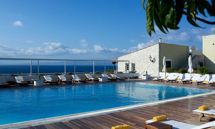 4* Atrium Hotel | Αγία Παρασκεή, Σκιάθος – €140 | Xenodoxeio